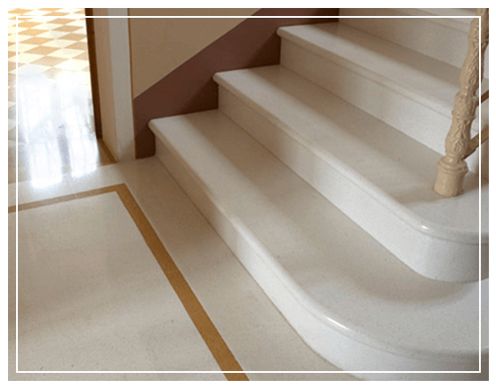 Risultato lucidatura e levigatura del pavimento di un piano di palazzo in marmo